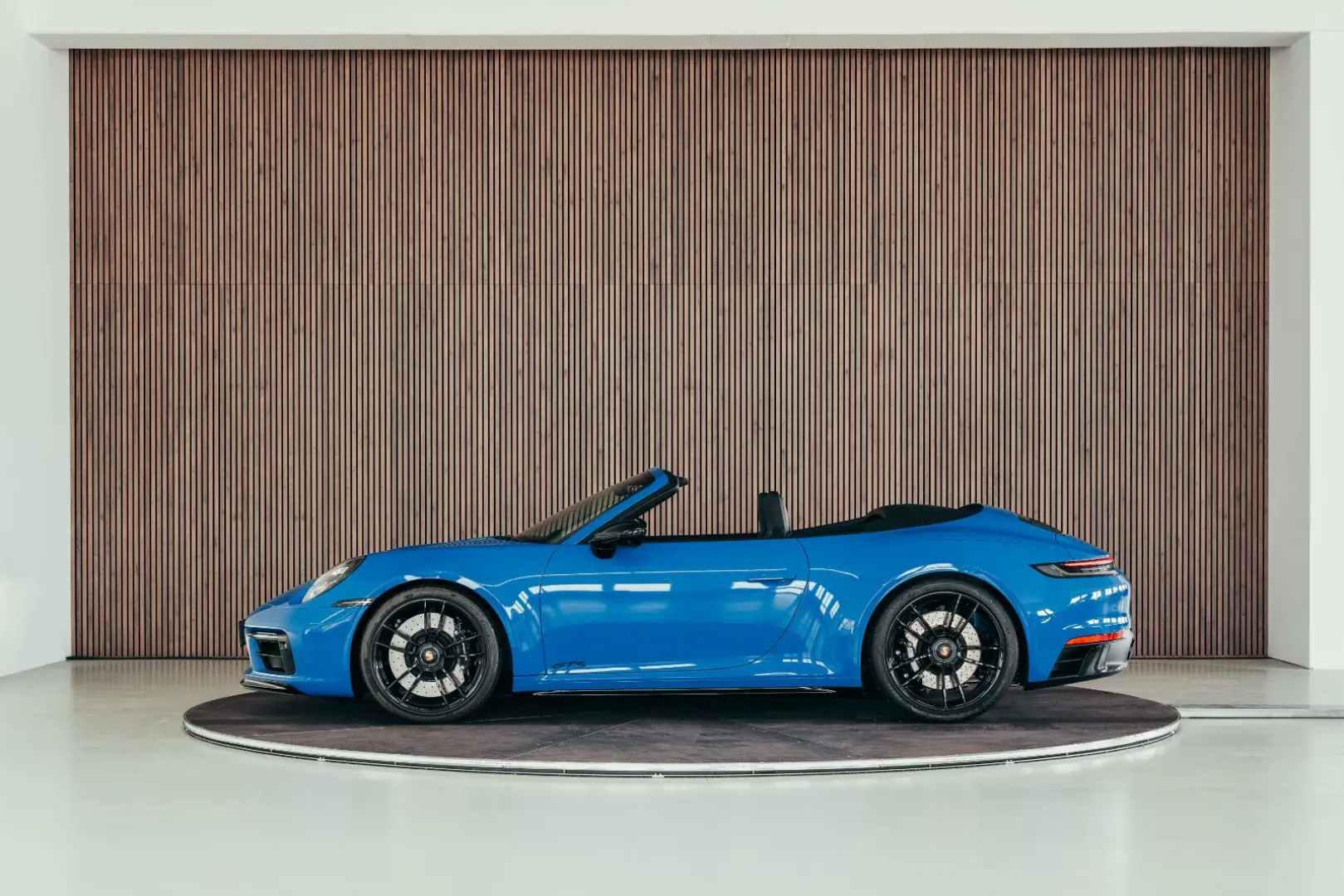 992 Carrera 4 GTS Cabriolet  Sharkblue  MwSt awb