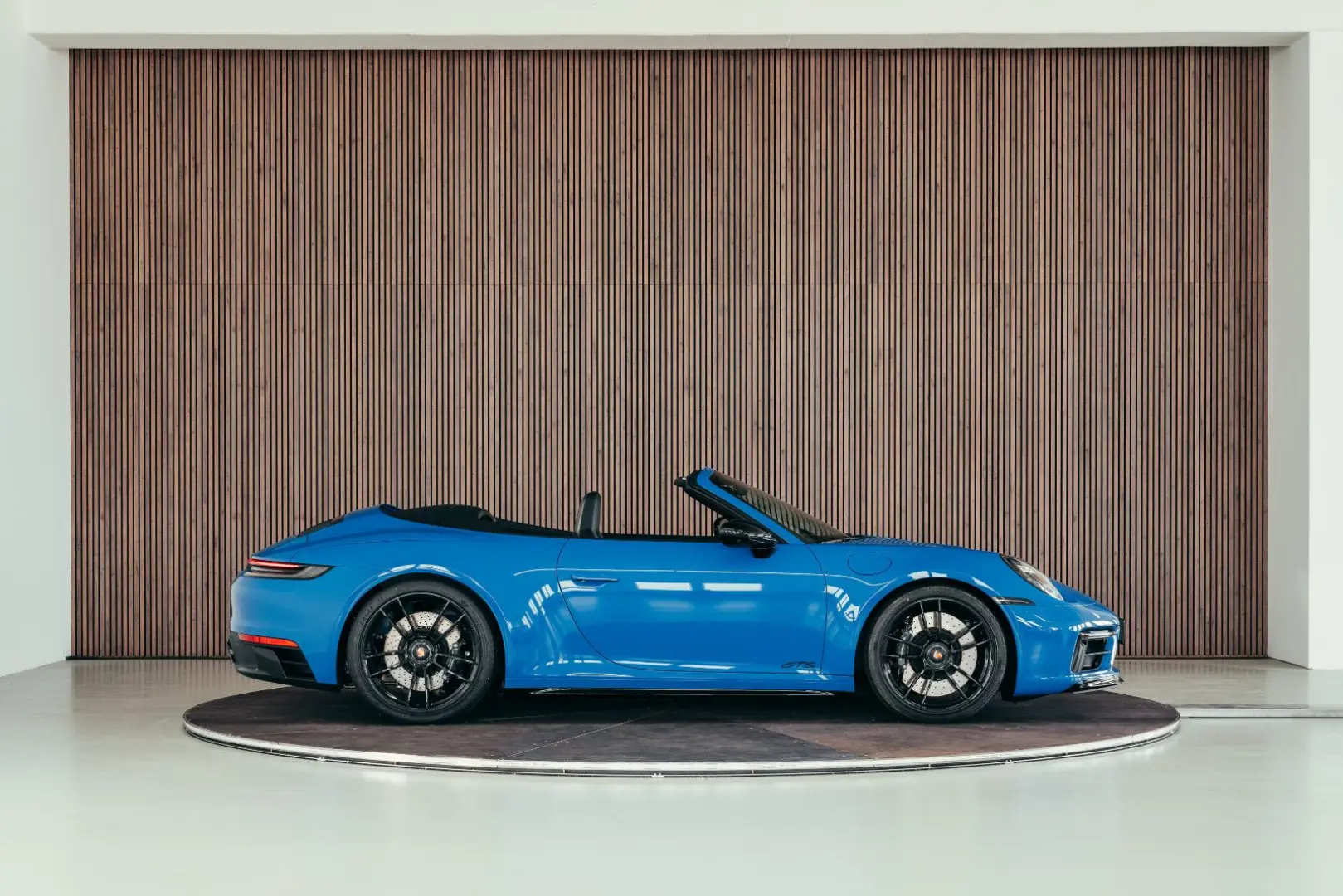 992 Carrera 4 GTS Cabriolet  Sharkblue  MwSt awb