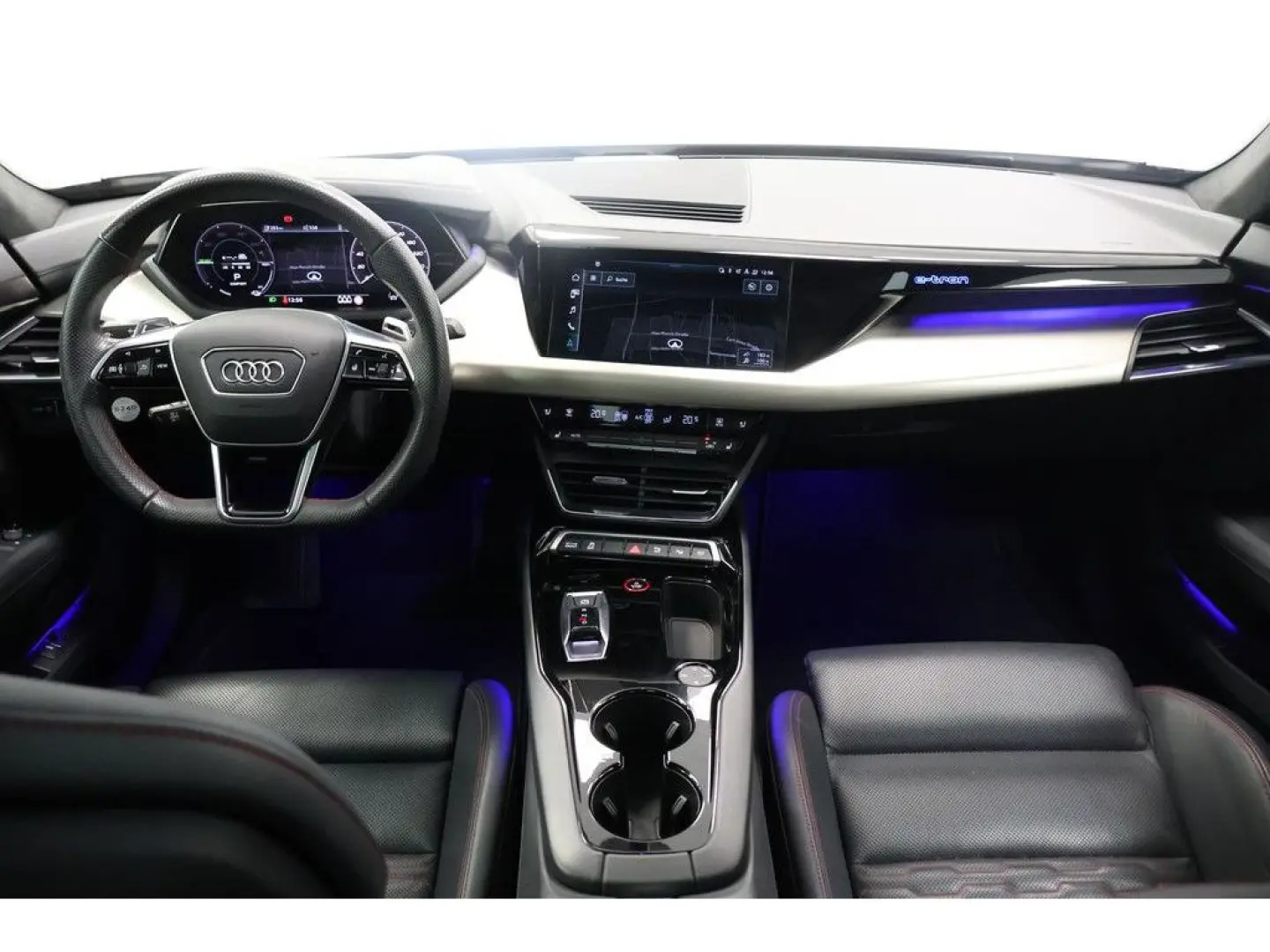 e-tron GT quattro Navi Matrix PDC SD