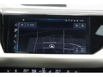 e-tron GT quattro Navi Matrix PDC SD
