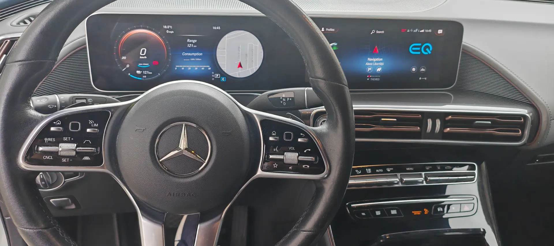 Mercedes-Benz EQC