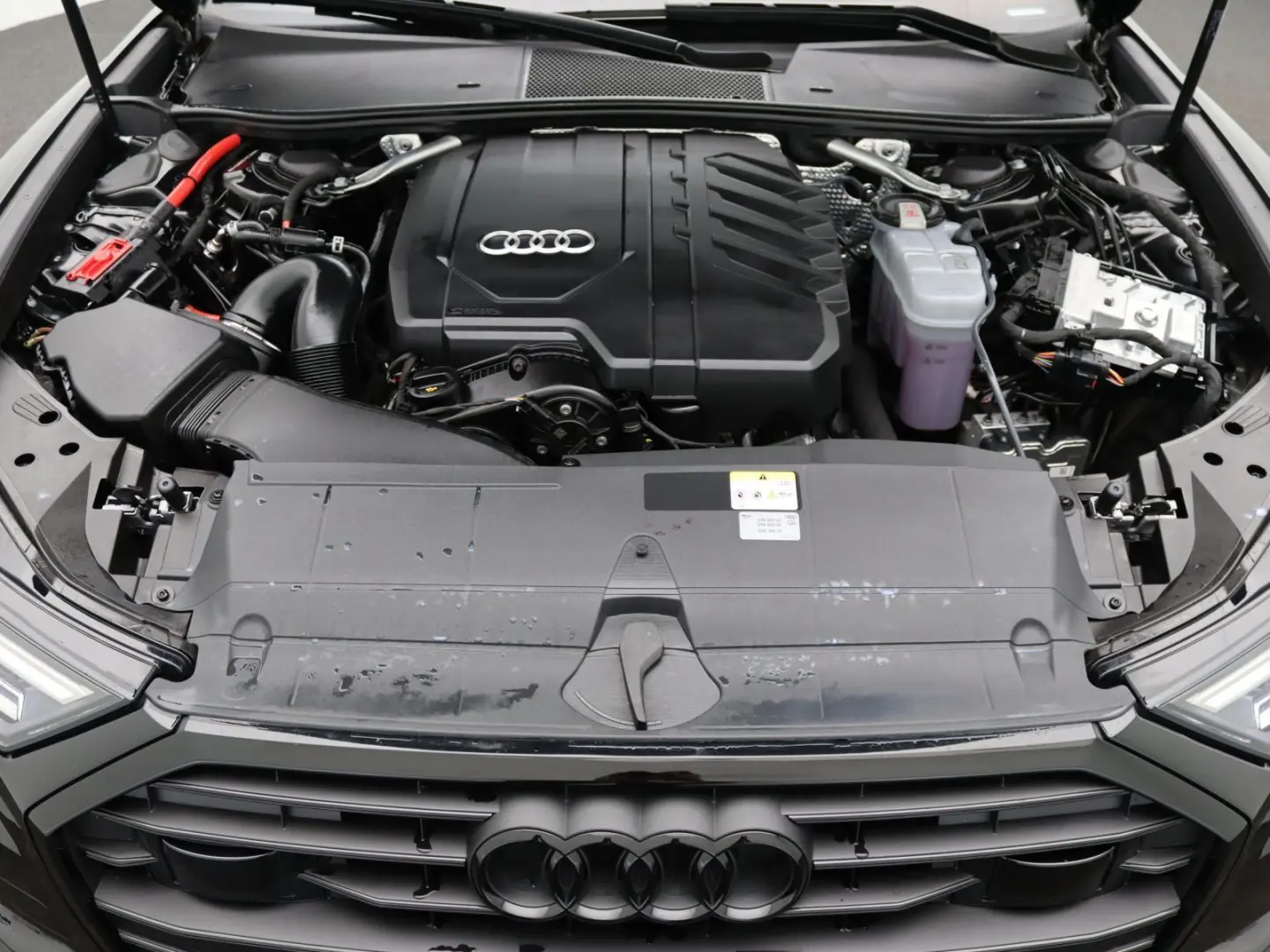 A6 Limousine S-Line 45 TFSI S-tronic   Matrix