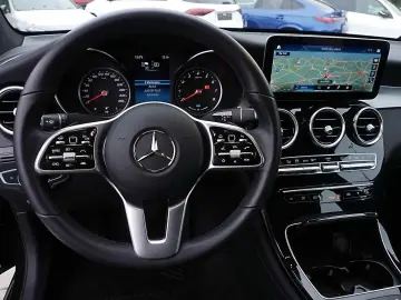 GLC 300 e 4M Coupé DISTRONIC KAMERA PDC DAB SHZ