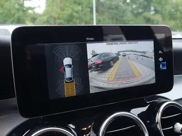 GLC 300 e 4M Coupé DISTRONIC KAMERA PDC DAB SHZ