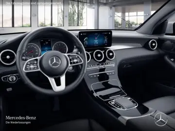 GLC 300 e 4M Coupe AHK AdvParkKamera AdvInfo LED