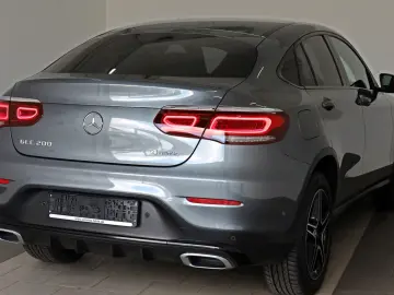 GLC 200 Coupe 4Matic AMG line SH Kamera HUD SD