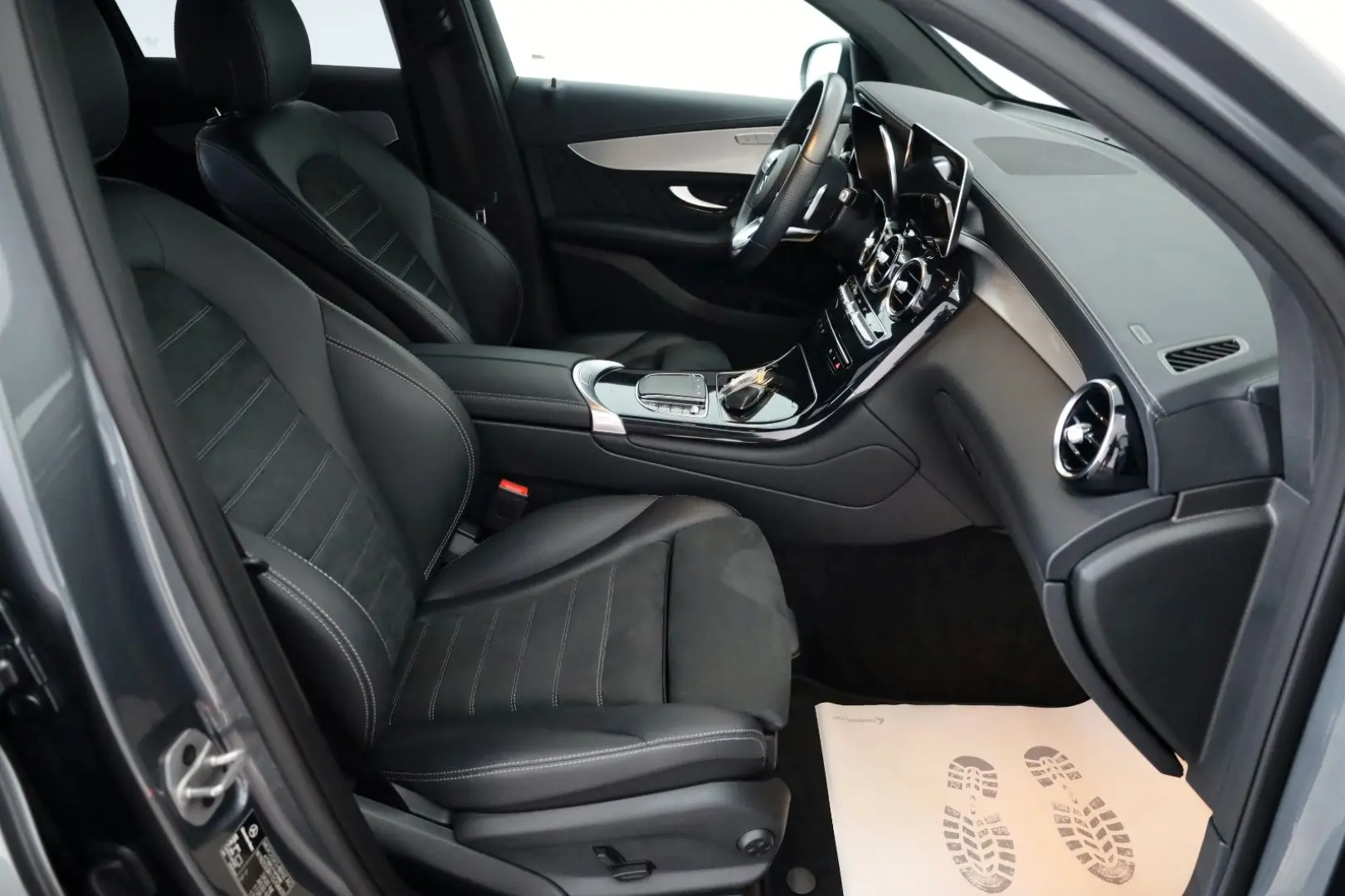 GLC 200 Coupe 4Matic AMG line SH Kamera HUD SD
