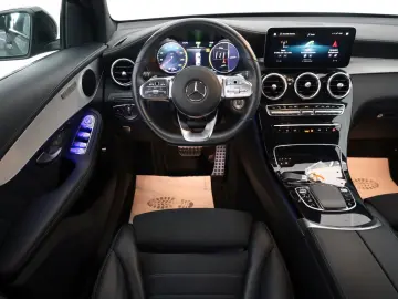 GLC 200 Coupe 4Matic AMG line SH Kamera HUD SD