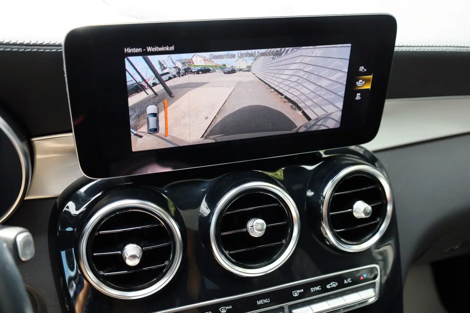 GLC 200 Coupe 4Matic AMG line SH Kamera HUD SD