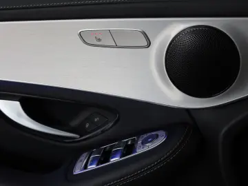 GLC 200 Coupe 4Matic AMG line SH Kamera HUD SD