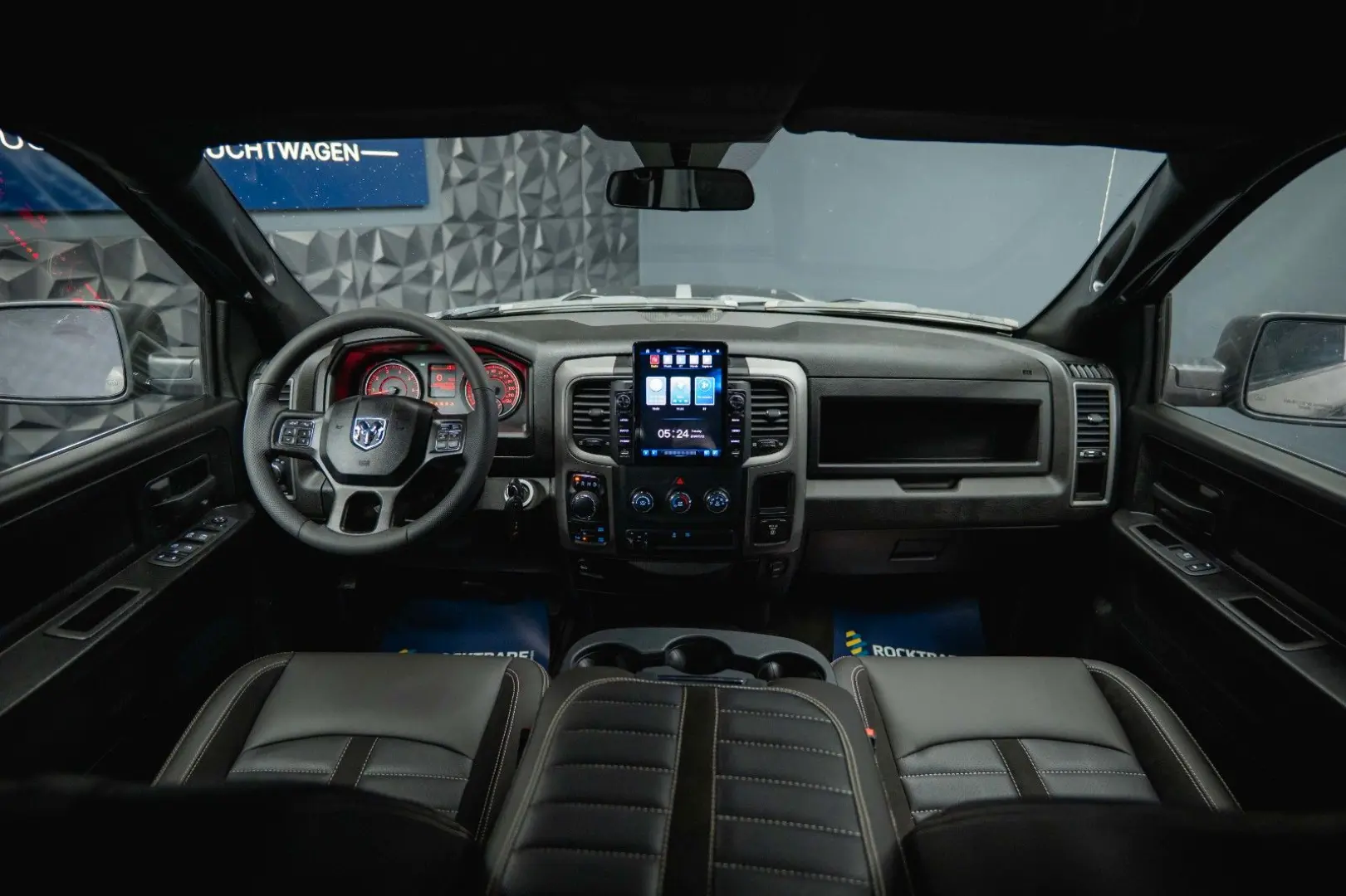 RAM 5.7 V8 HEMI 4x4 PUNISHER OFFROAD RAMBOX 19%