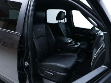 RAM 5.7 HEMI WARLOCK QUADCAB MWST 6 SITZER