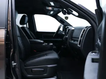 RAM 5.7 HEMI WARLOCK QUADCAB MWST 6 SITZER