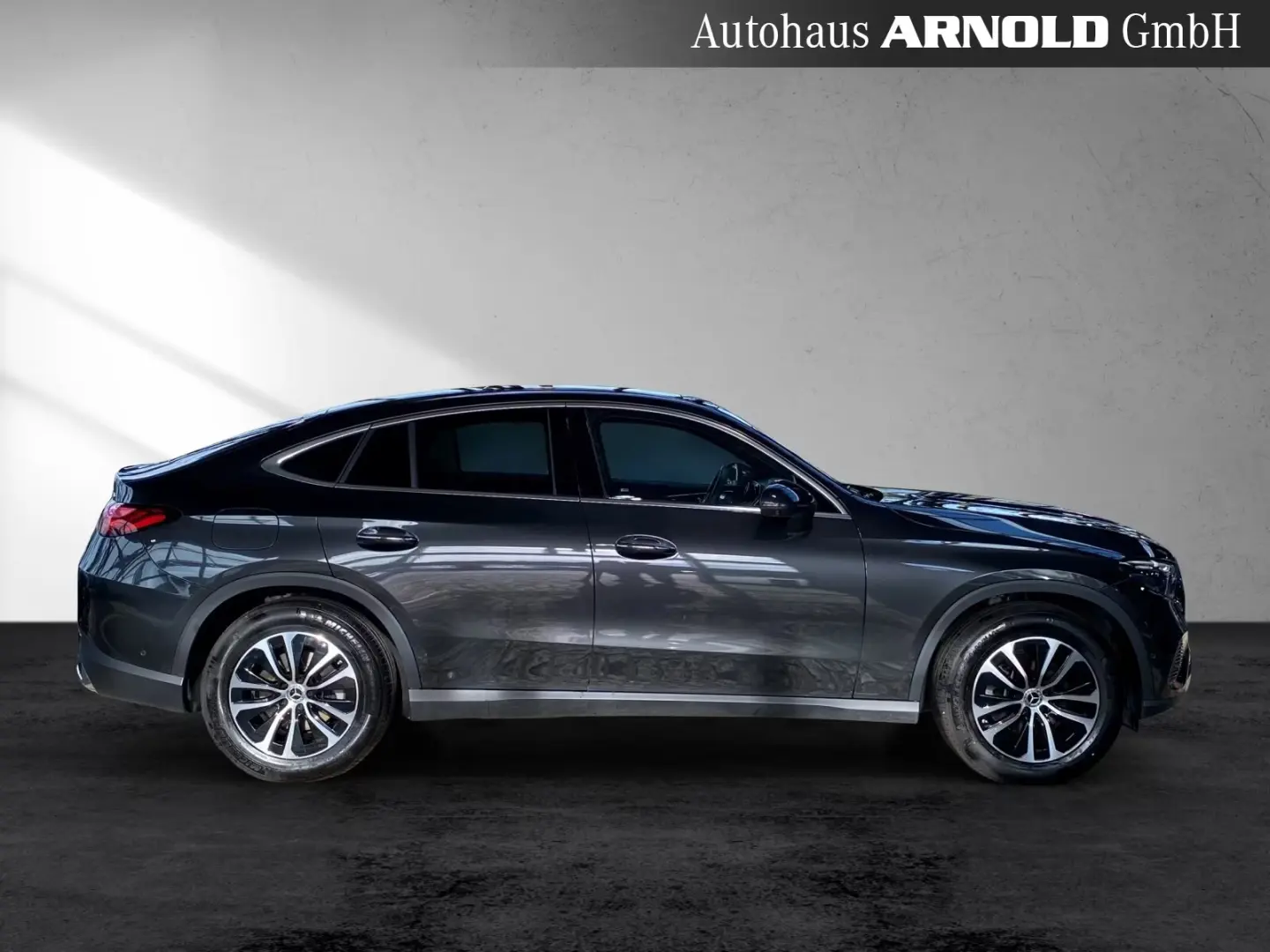 Mercedes-Benz GLC 200 4M Coupe 360  Pano AHK Distronic