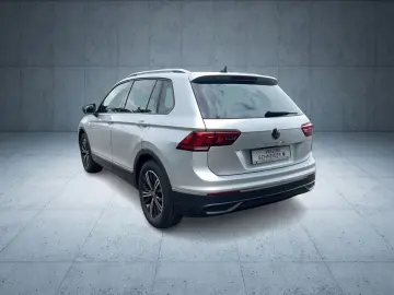 Tiguan 2.0 TDI DSG United Navi LED AHK