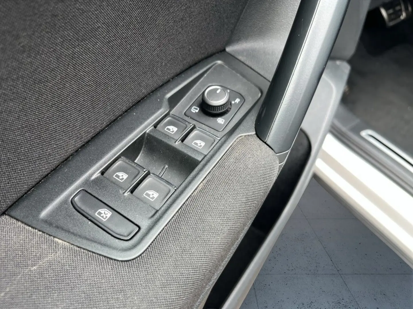 Tiguan 2.0 TDI DSG United Navi LED AHK