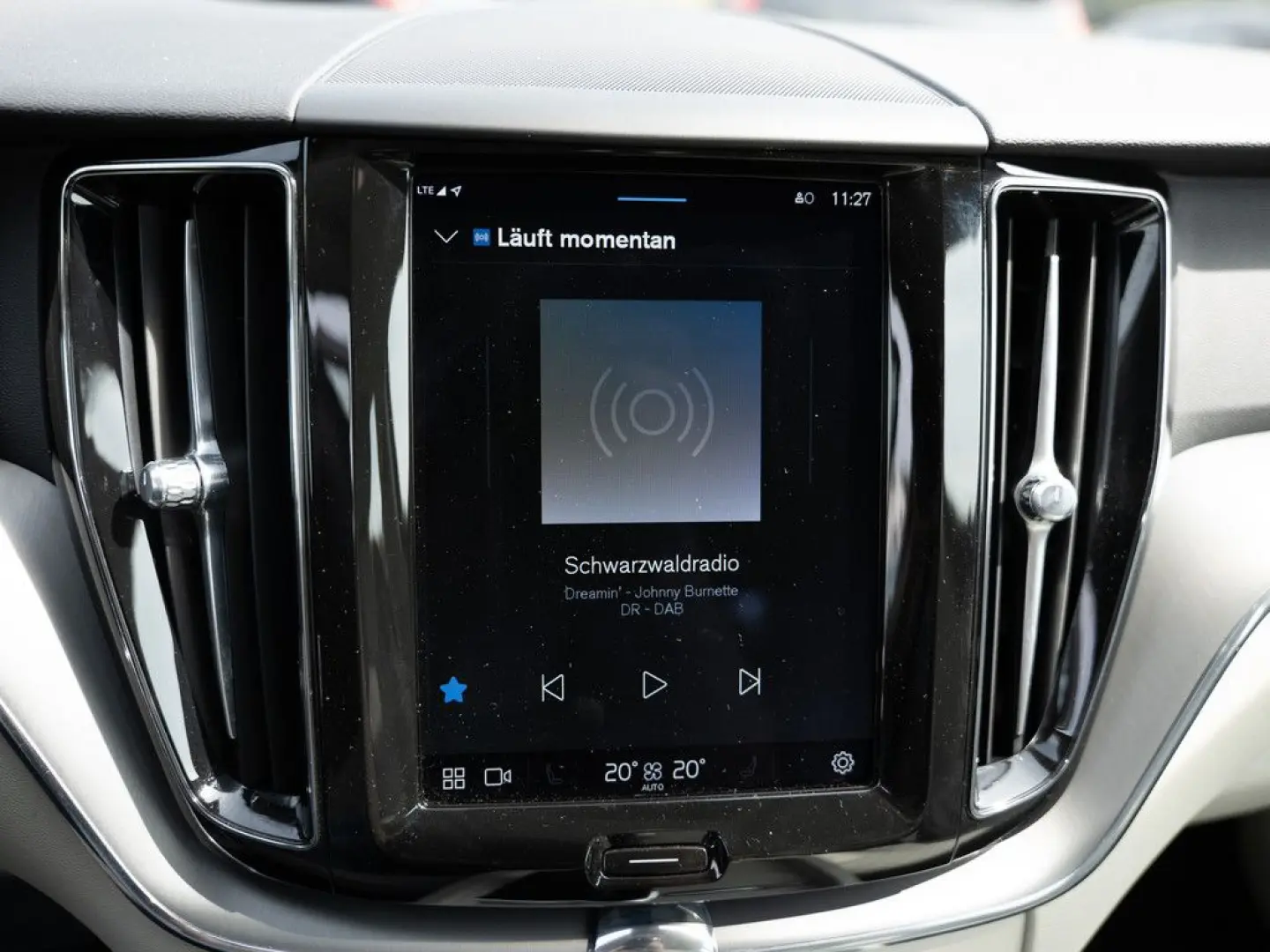 XC60 B4 B Core 2WD PDC NAVI LED