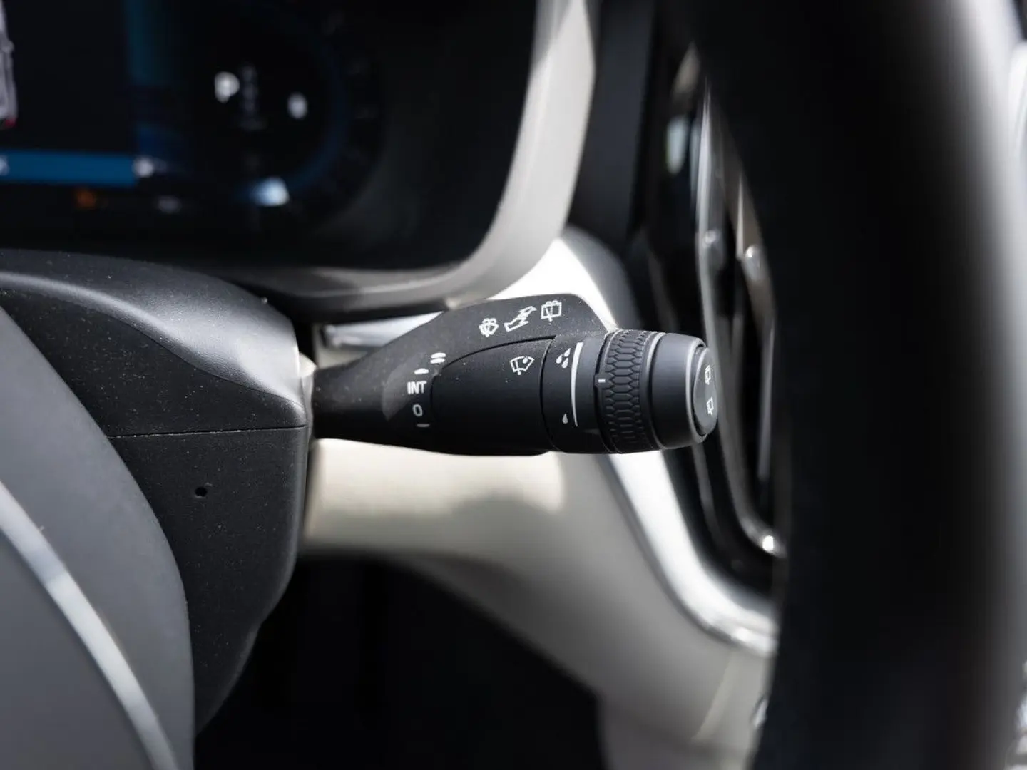 XC60 B4 B Core 2WD PDC NAVI LED