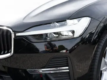 XC60 B4 B Core 2WD PDC NAVI LED