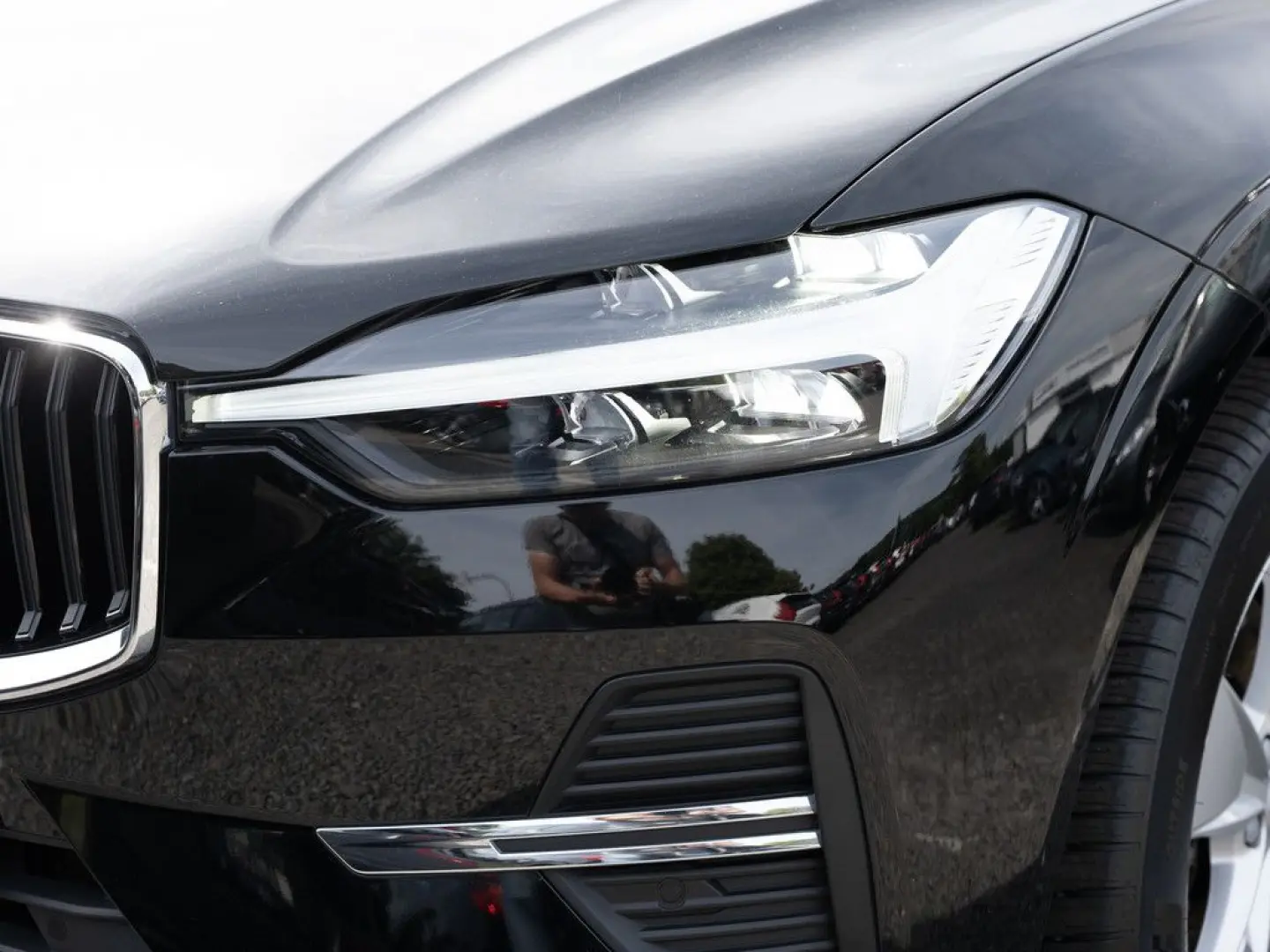 XC60 B4 B Core 2WD PDC NAVI LED