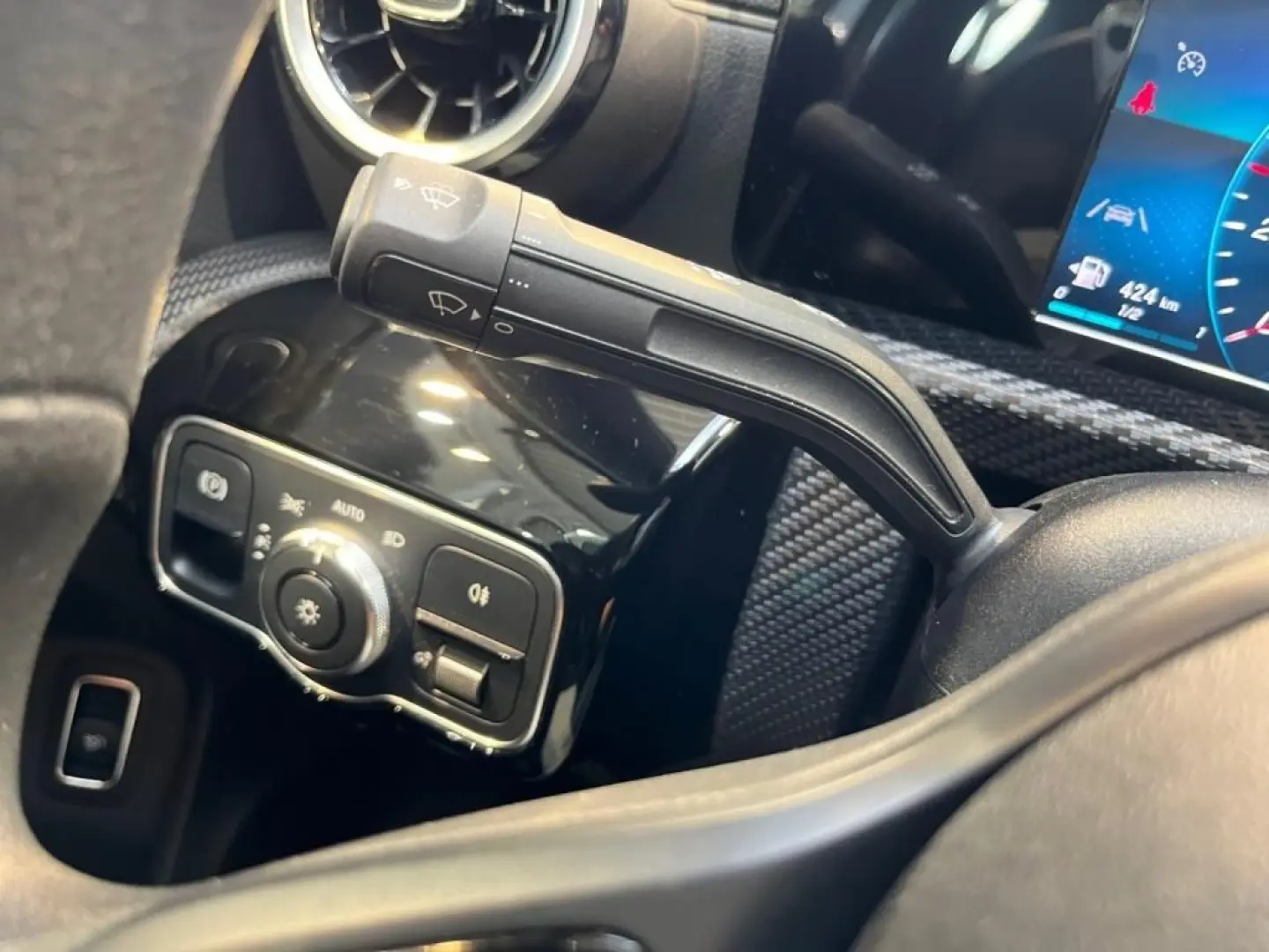 A 180 d Limousine Style  MBUX Navi PDC LED SpurH