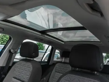Tiguan 2.0 TDI DSG Life NAVI Trapa