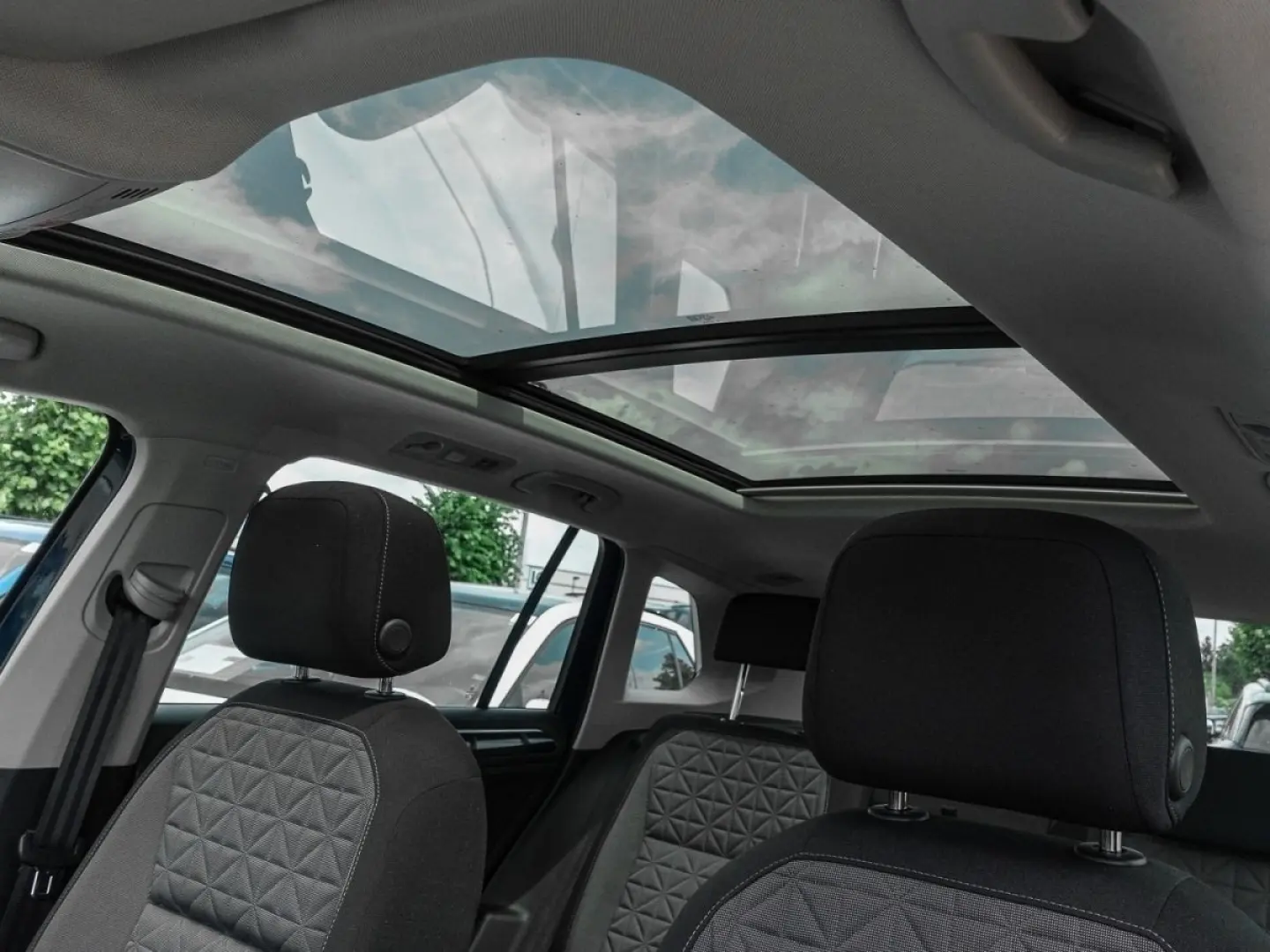 Tiguan 2.0 TDI DSG Life NAVI Trapa