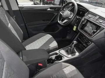 Tiguan 2.0 TDI DSG Life NAVI Trapa