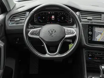 Tiguan 2.0 TDI DSG Life NAVI Trapa