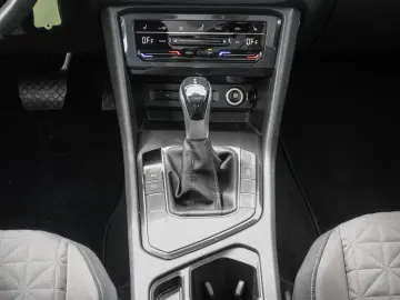 Tiguan 2.0 TDI DSG Life NAVI Trapa