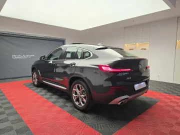 BMW X4 xDrive 20i