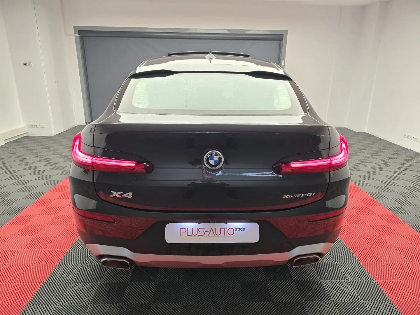 BMW X4 xDrive 20i