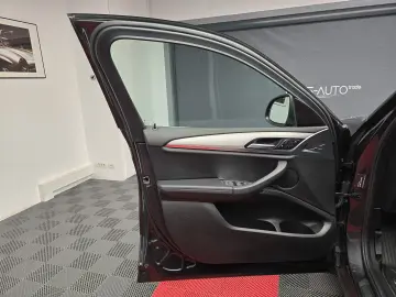 BMW X4 xDrive 20i
