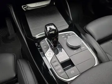BMW X4 xDrive 20i