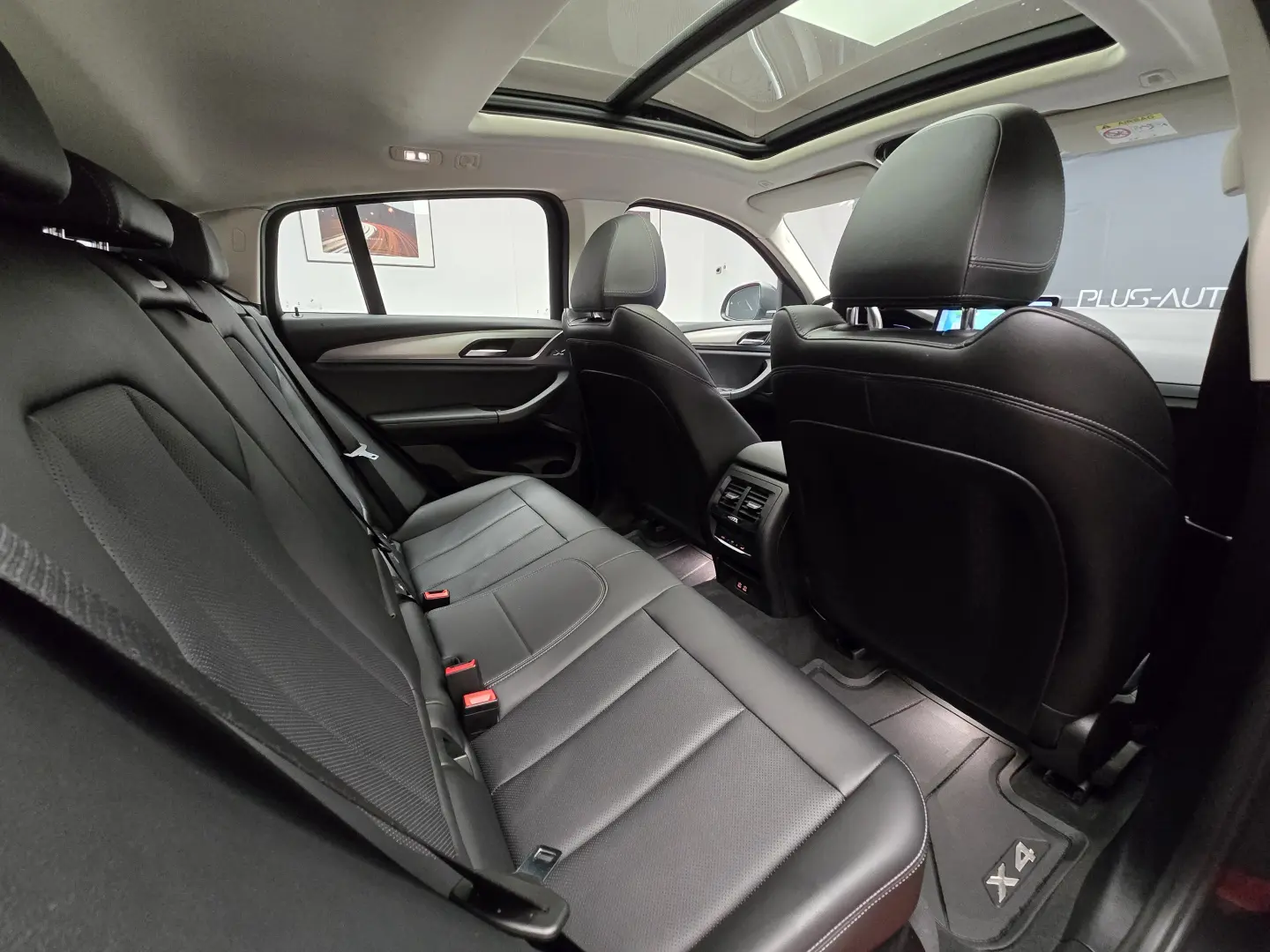 BMW X4 xDrive 20i
