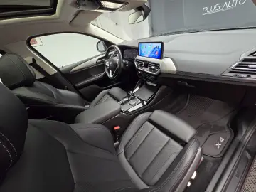 BMW X4 xDrive 20i