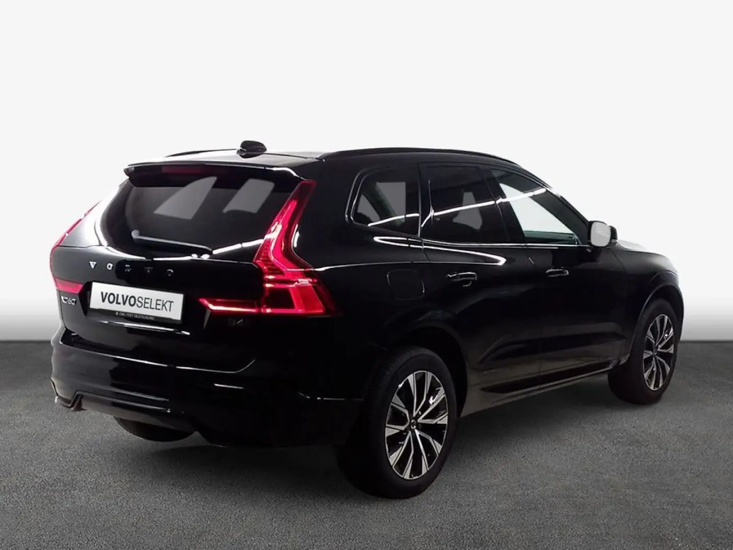 XC60 B4 D AWD Plus Dark