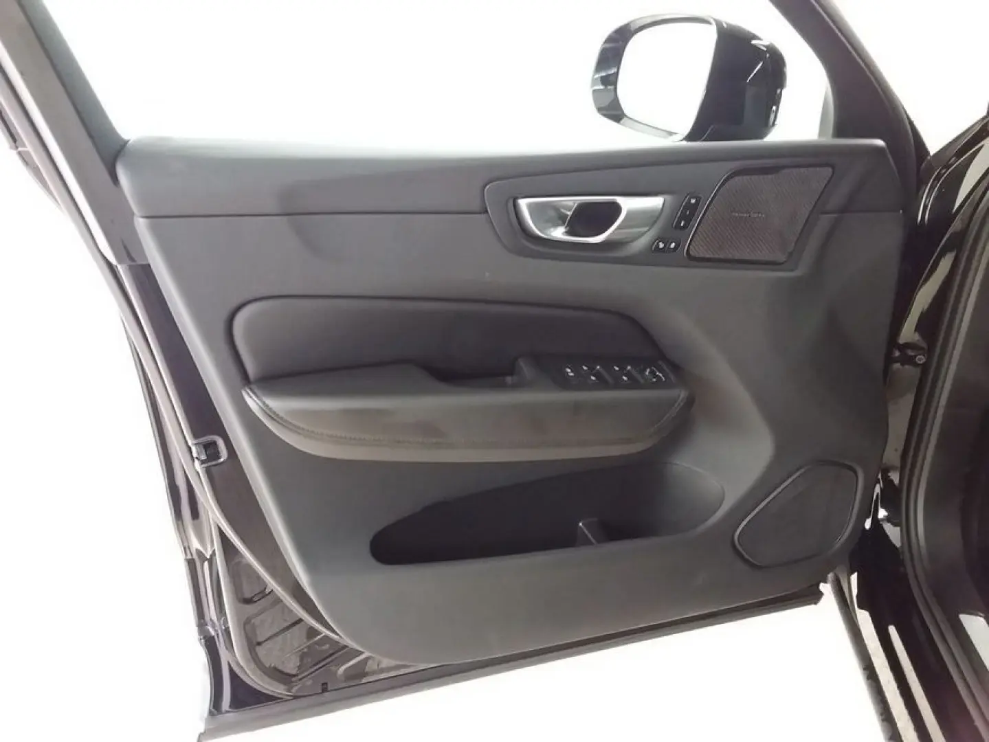 XC60 B4 D AWD Plus Dark