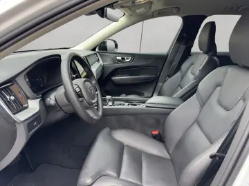 XC60 B4 AWD Plus-Dark Aut ACC BLIS AHK Leder