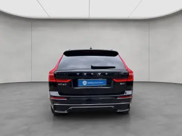 XC60 2.0 B4 D AWD Plus Dark