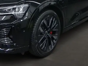 Q8 e-tron 55 Quattro S-Line AHK Bang&Olufson Mat