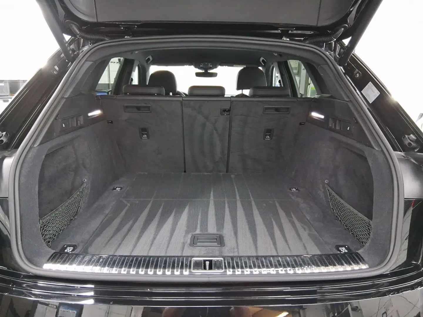 Q8 e-tron 55 Quattro S-Line AHK Bang&Olufson Mat