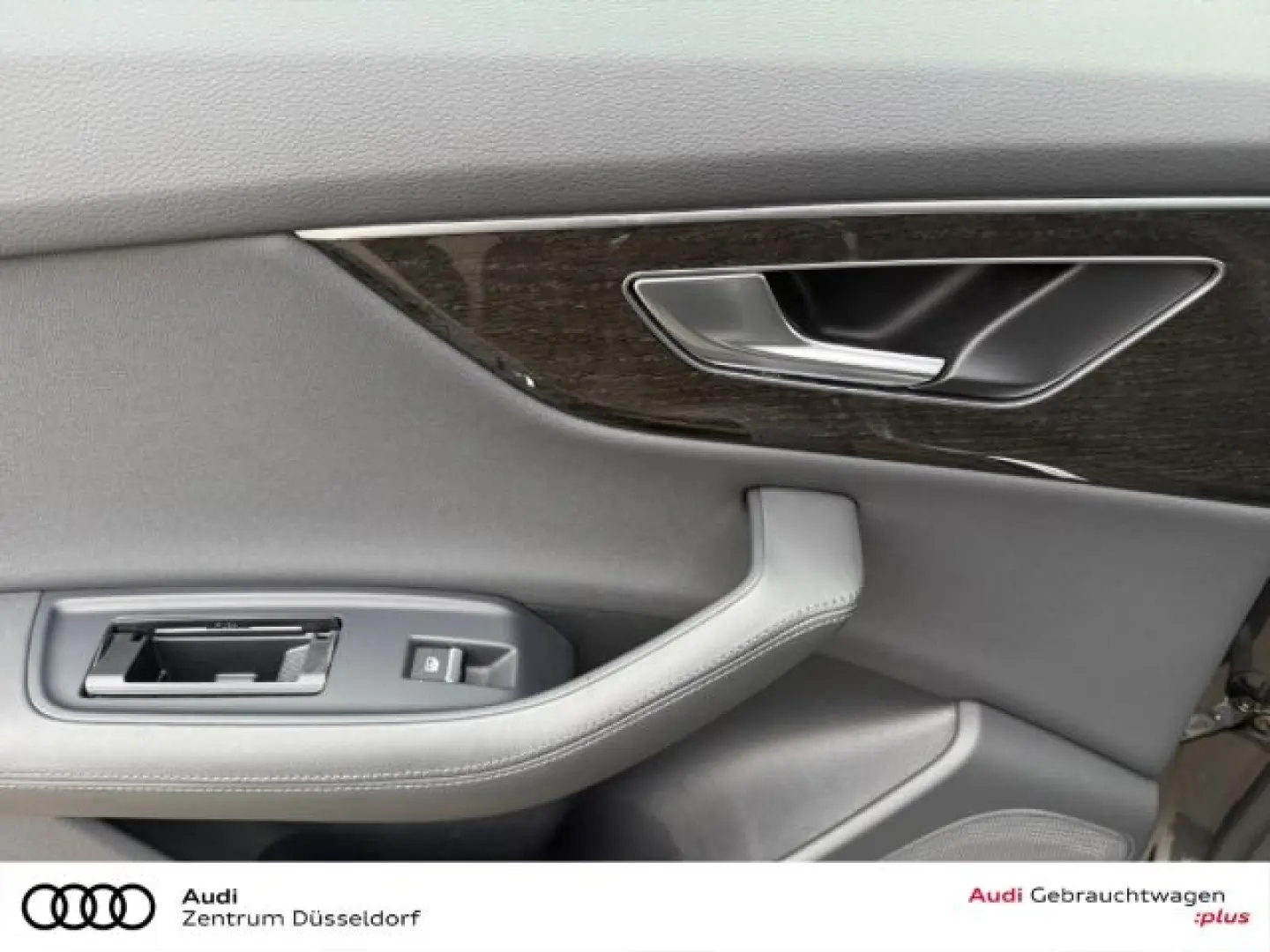 Q8 55 TFSI quattro S-LINE ACC HD MATRIX 360 HEAD