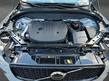 XC60 B5 B AWD Plus Dark