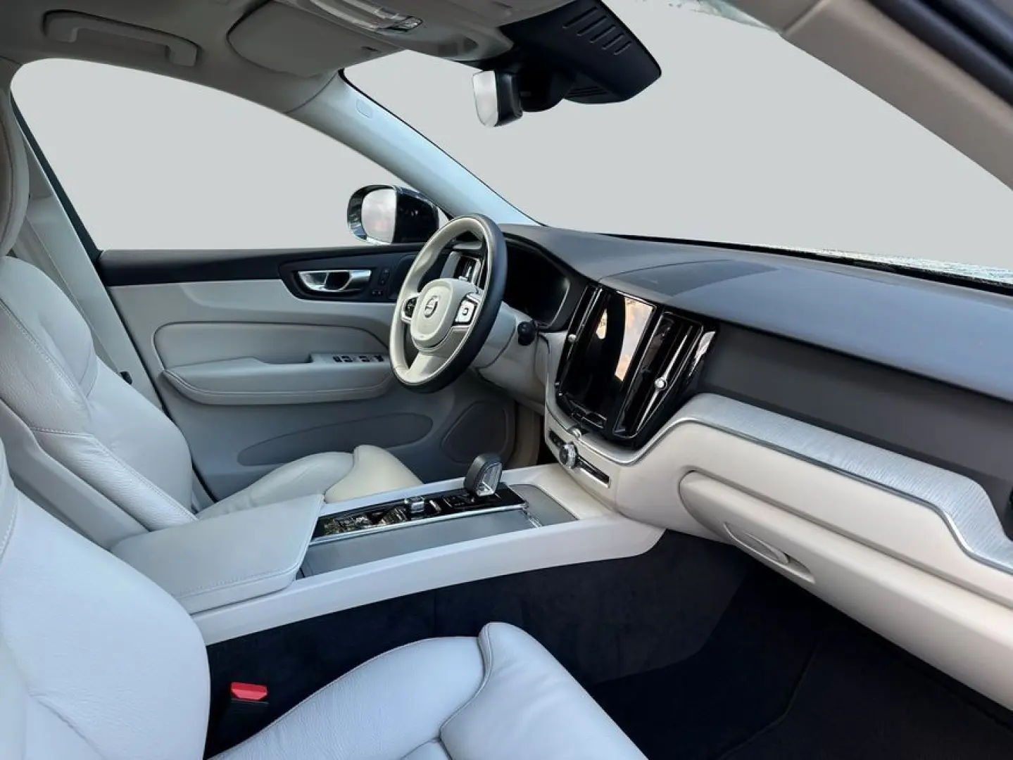 XC60 B5 B AWD Plus Dark
