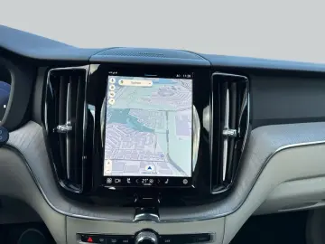 XC60 B5 B AWD Plus Dark
