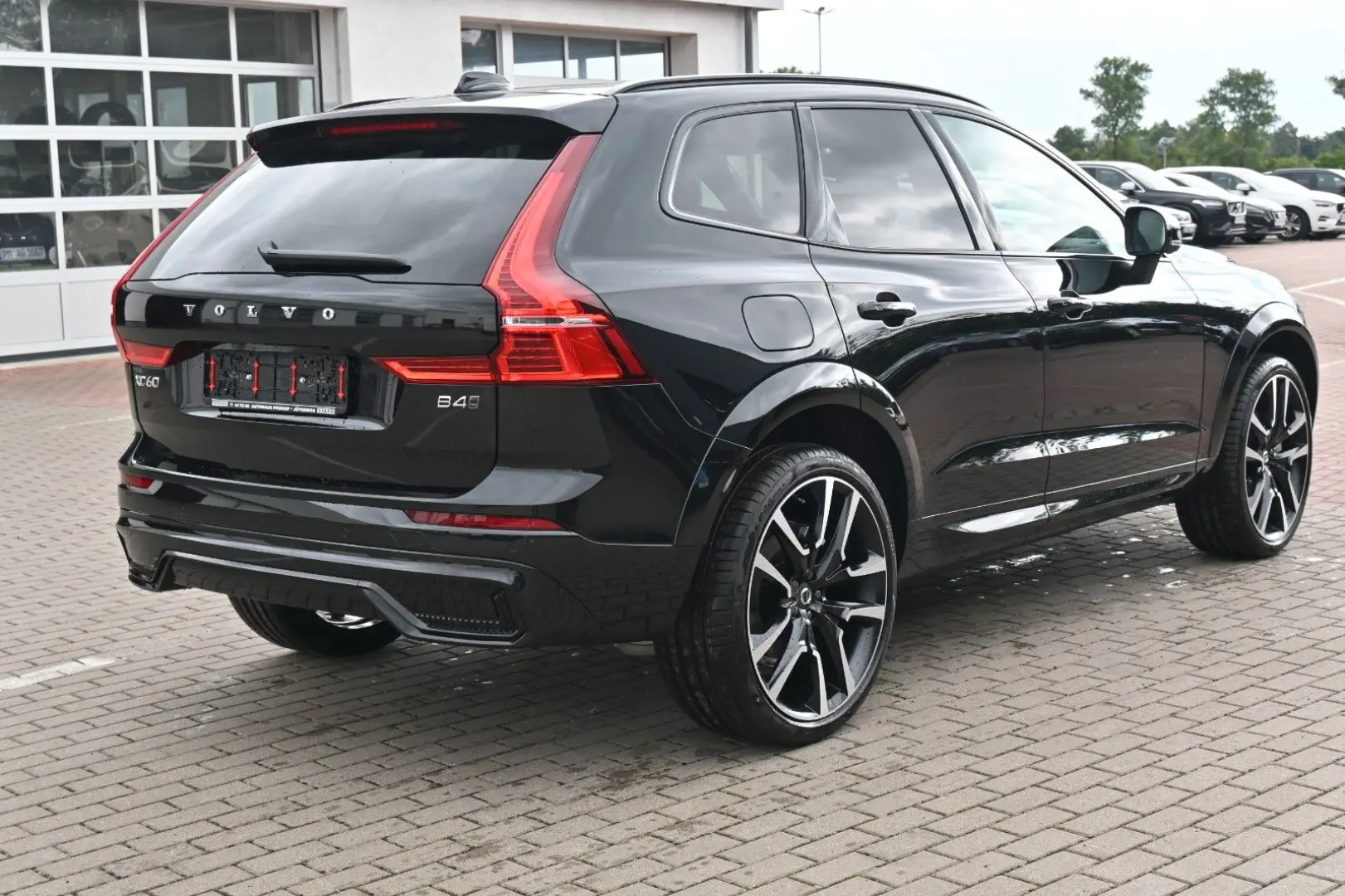 XC60 B4D AWD Ultimate Dark 360 Cristal AirSusp HK