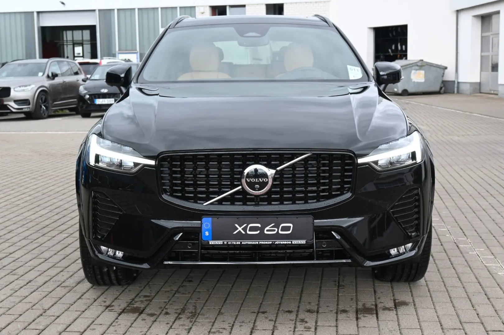 XC60 B4D AWD Ultimate Dark 360 Cristal AirSusp HK