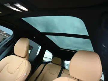 XC60 B4D AWD Ultimate Dark 360 Cristal AirSusp HK