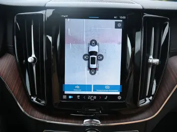 XC60 B4D AWD Ultimate Dark 360 Cristal AirSusp HK